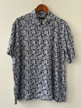 Neiman Marcus Men's Navy Blue Patterned Short-Sleeve Shirt Size XL
